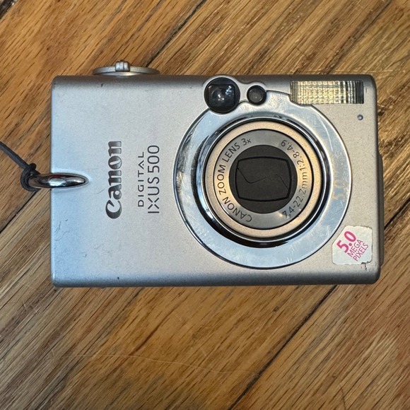 Canon Other - Canon Digital IXUS 500 PC1084 5.0MP Digital Camera Silver 3x OZ UNTESTED